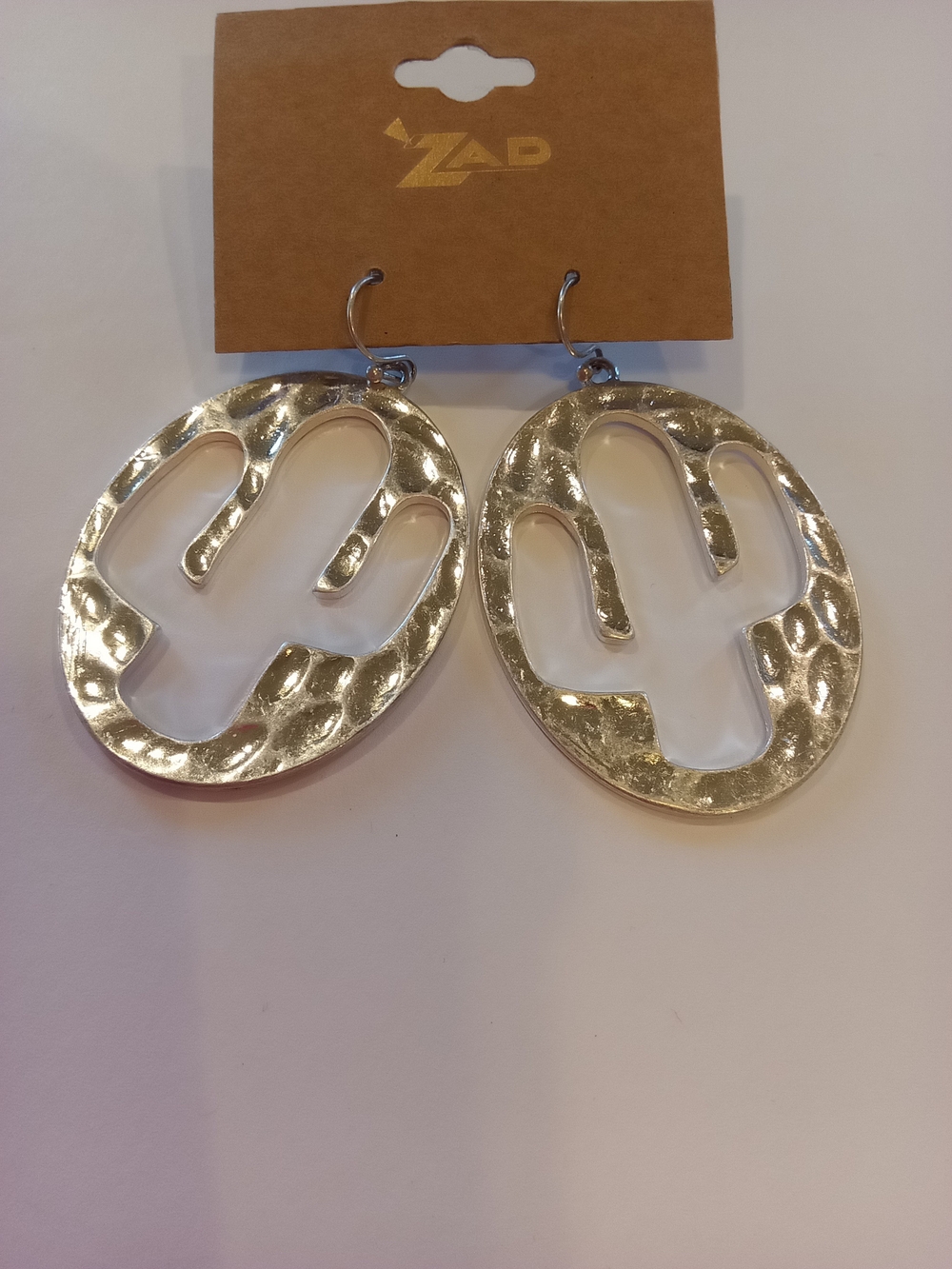 ZAD Western Flair Silver Cactus Cutout Oval Drop Earrings NWT